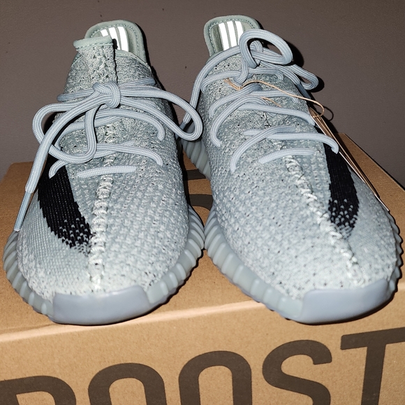 Men's Adidas Yeezy Boost 350 V2 SALT, Sz 8.5, New In Box - Picture 6 of 14